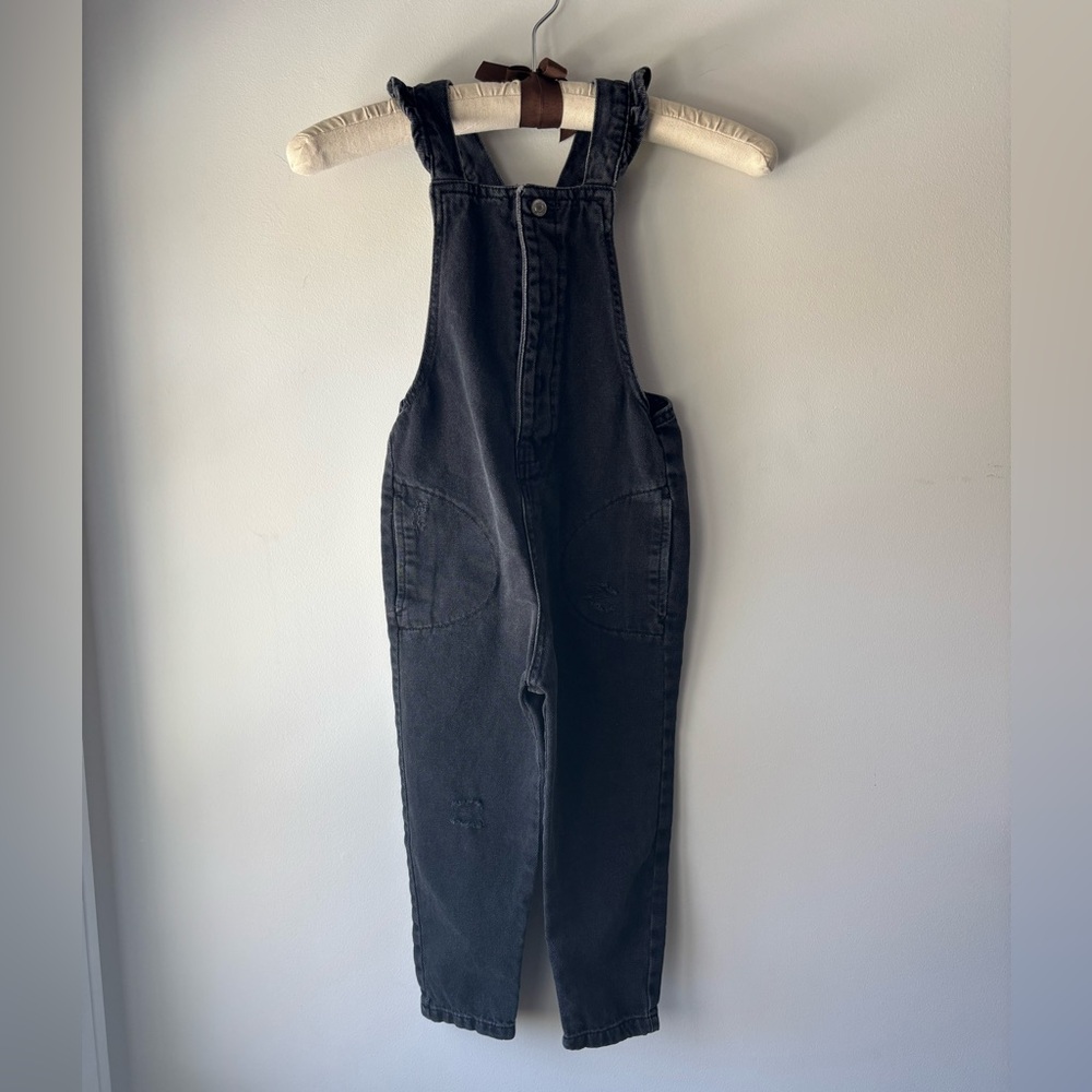 Zara Kids LIKE NEW Black Denim  Ruffled Overall  in Size 4-5 T Girls.